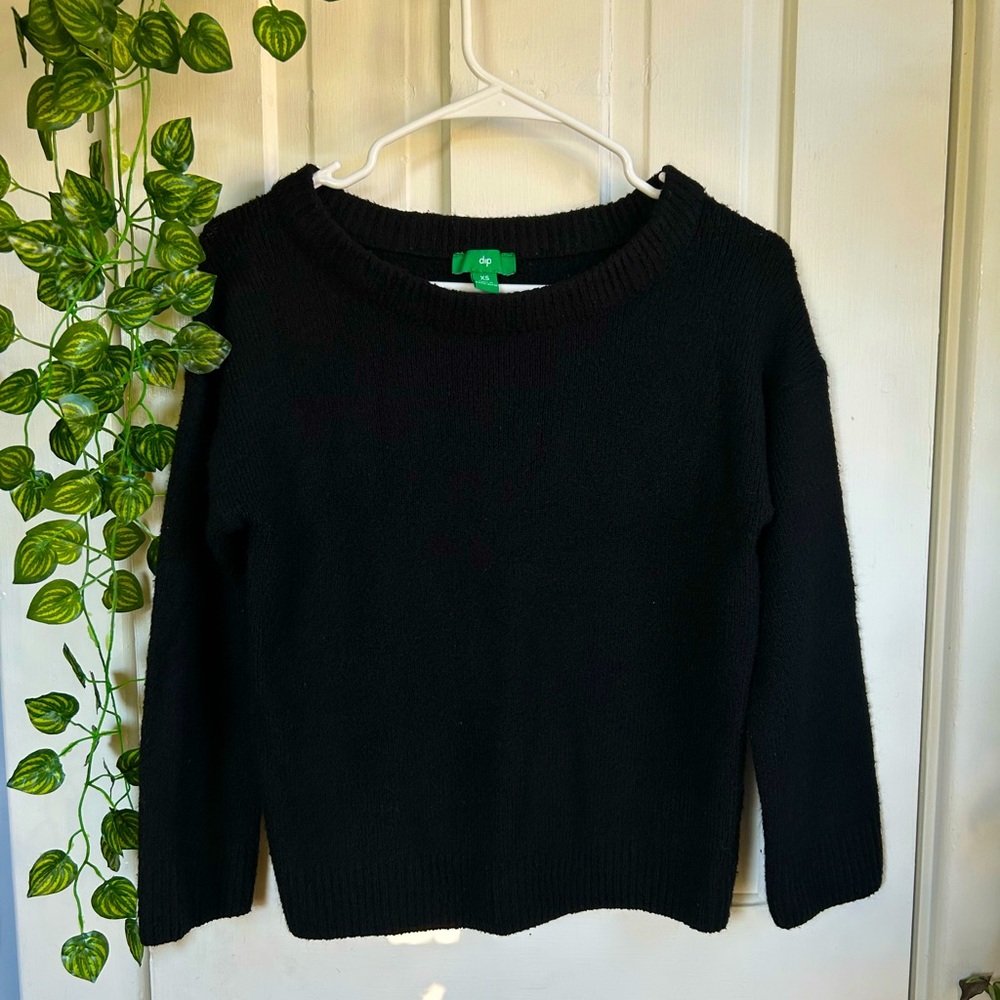 Black sweater size xs